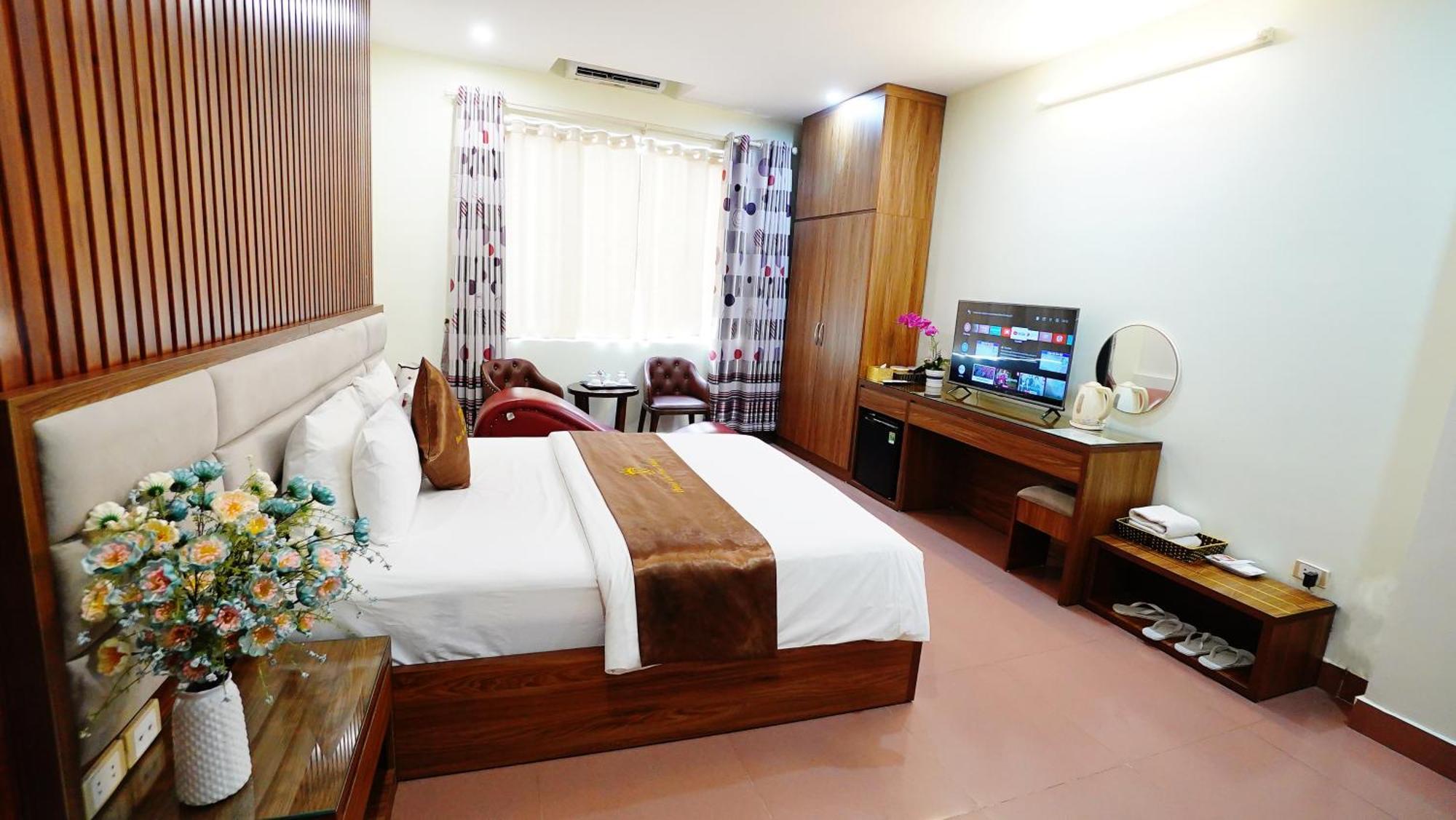 Ho Sen Xanh Hotel Hanoi Bagian luar foto
