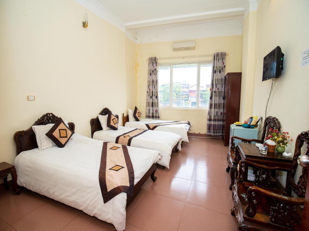Ho Sen Xanh Hotel Hanoi Bagian luar foto
