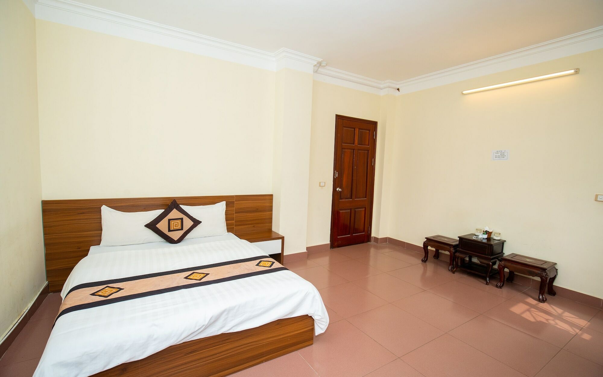 Ho Sen Xanh Hotel Hanoi Bagian luar foto
