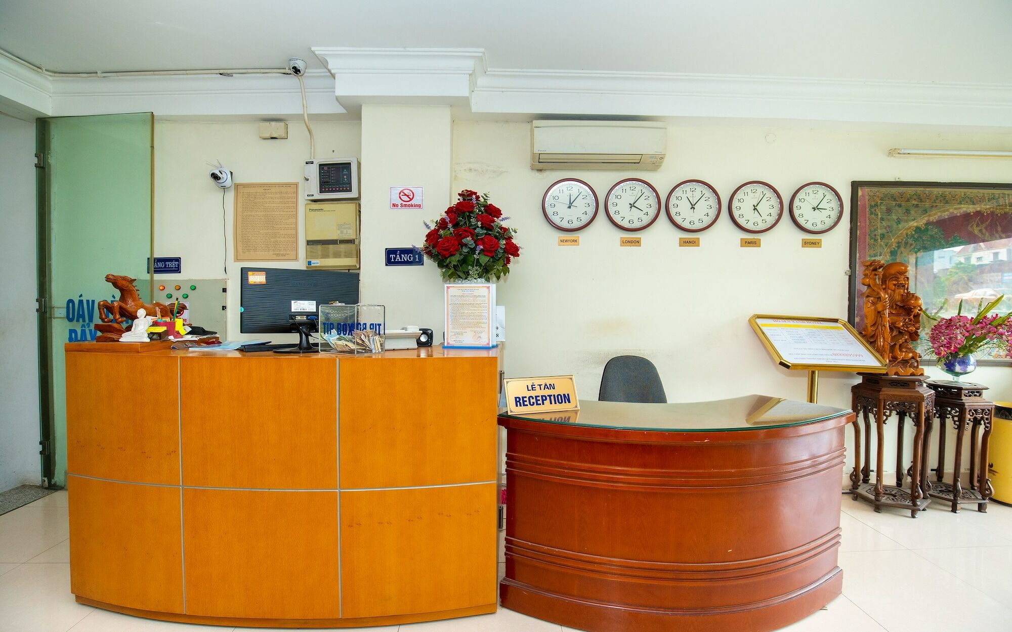 Ho Sen Xanh Hotel Hanoi Bagian luar foto